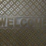 B COVOR INTRARE WELCOME AU C81-5